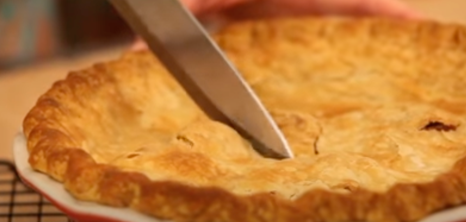 Video Recipe: Peanut Butter Apple Pie – Peanut Butter & Co 