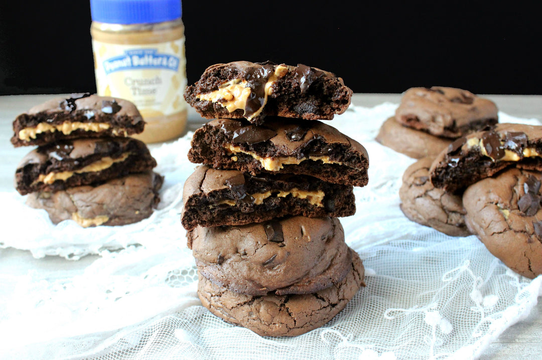 Crunchy Peanut Butter-Stuffed Blackout Cookies