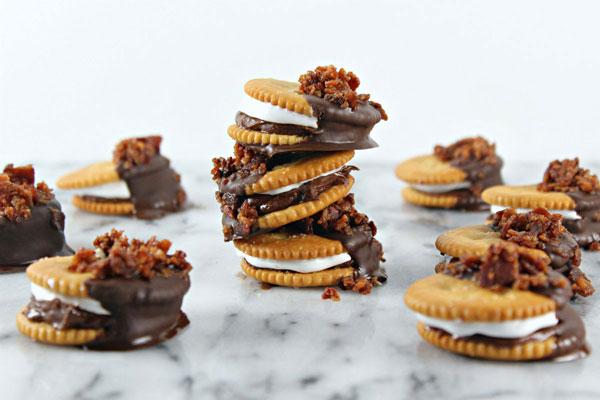 Chocolate Peanut Butter Fluffernutter Cracker Sandwiches