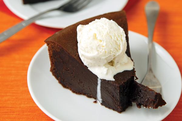 Dark Chocolatey Dreams Flourless Cake