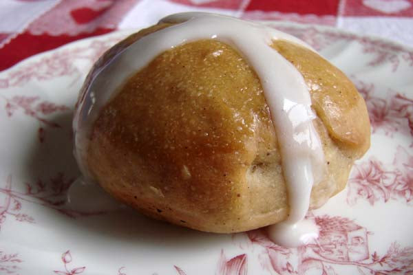 Peanut Butter Hot Cross Buns