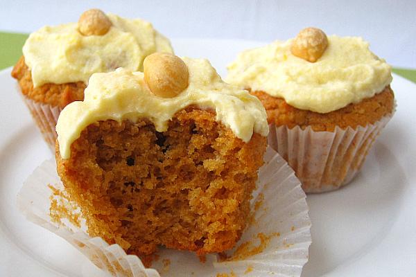 Mini Peanut Butter Cupcakes with Pumpkin Cream Cheese Frosting