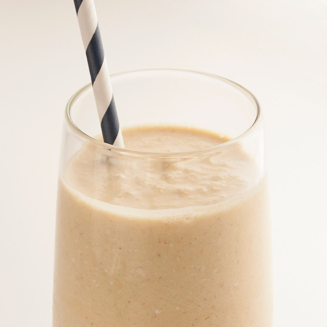 VIDEO RECIPE: Peanut Butter, Apple & Oat Smoothie