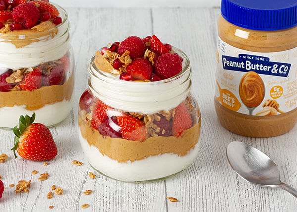 Peanut Butter & Berry Yogurt Parfaits