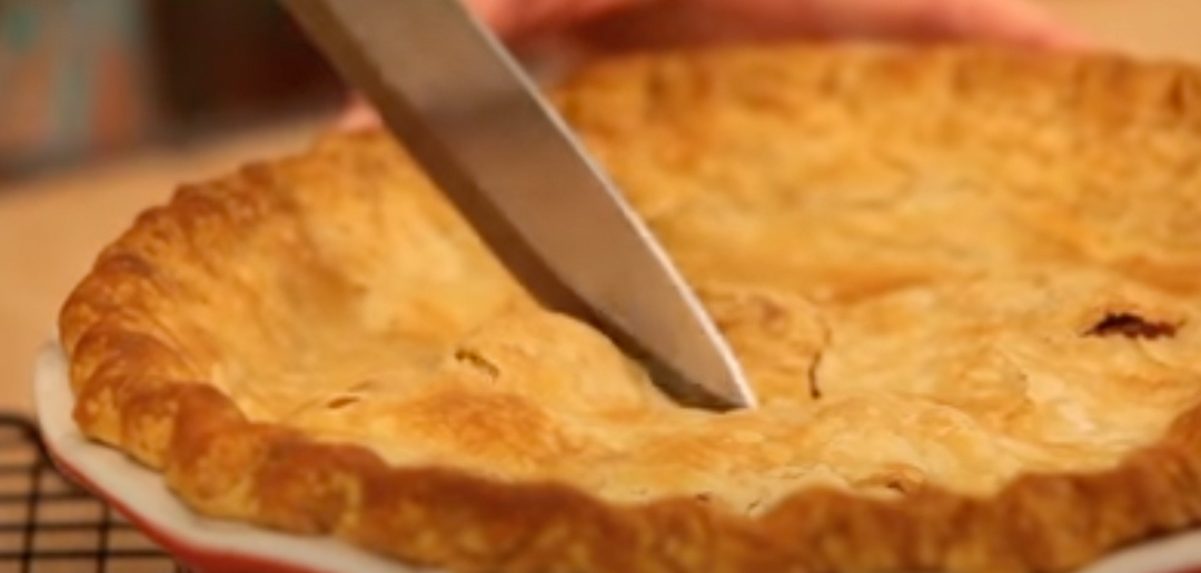 VIDEO RECIPE: Peanut Butter Apple Pie