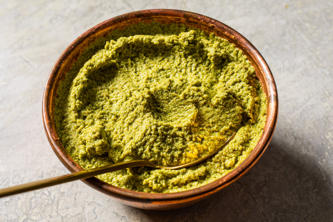 Singhdana Chutney (Nutty Green Chutney)